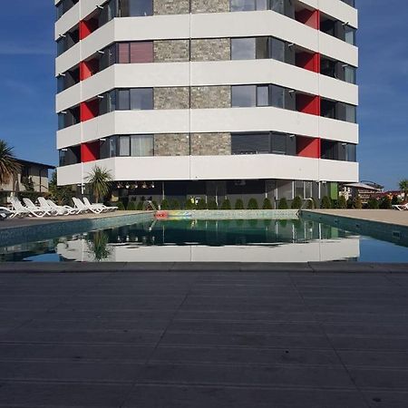 Unique Residence Apartament Năvodari Екстериор снимка
