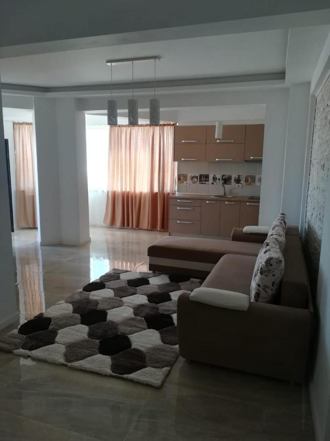Unique Residence Apartament Năvodari Екстериор снимка