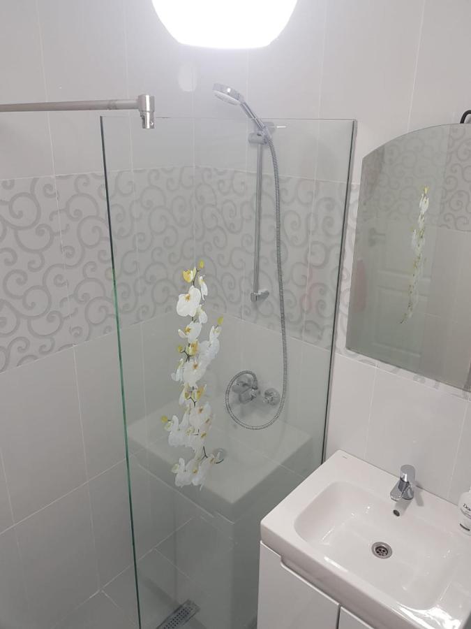 Unique Residence Apartament Năvodari Екстериор снимка