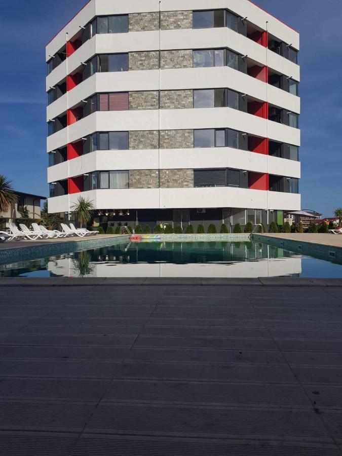 Unique Residence Apartament Năvodari Екстериор снимка