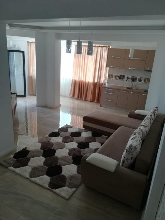 Unique Residence Apartament Năvodari Екстериор снимка