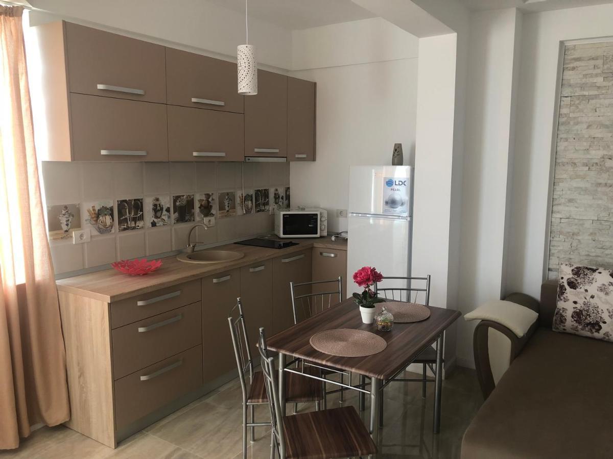 Unique Residence Apartament Năvodari Екстериор снимка